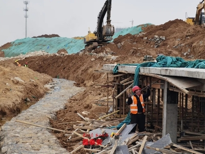 泰安住建局 泮河治理工程加速推進(jìn)，一期項(xiàng)目預(yù)計(jì)6月底竣工，房屋建設(shè)工程施工同步開(kāi)展